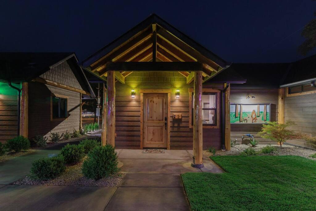 Bear Mountain - Suite 5 แกรนท์พาส ภายนอก รูปภาพ