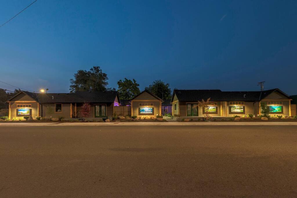 Bear Mountain - Suite 5 แกรนท์พาส ภายนอก รูปภาพ